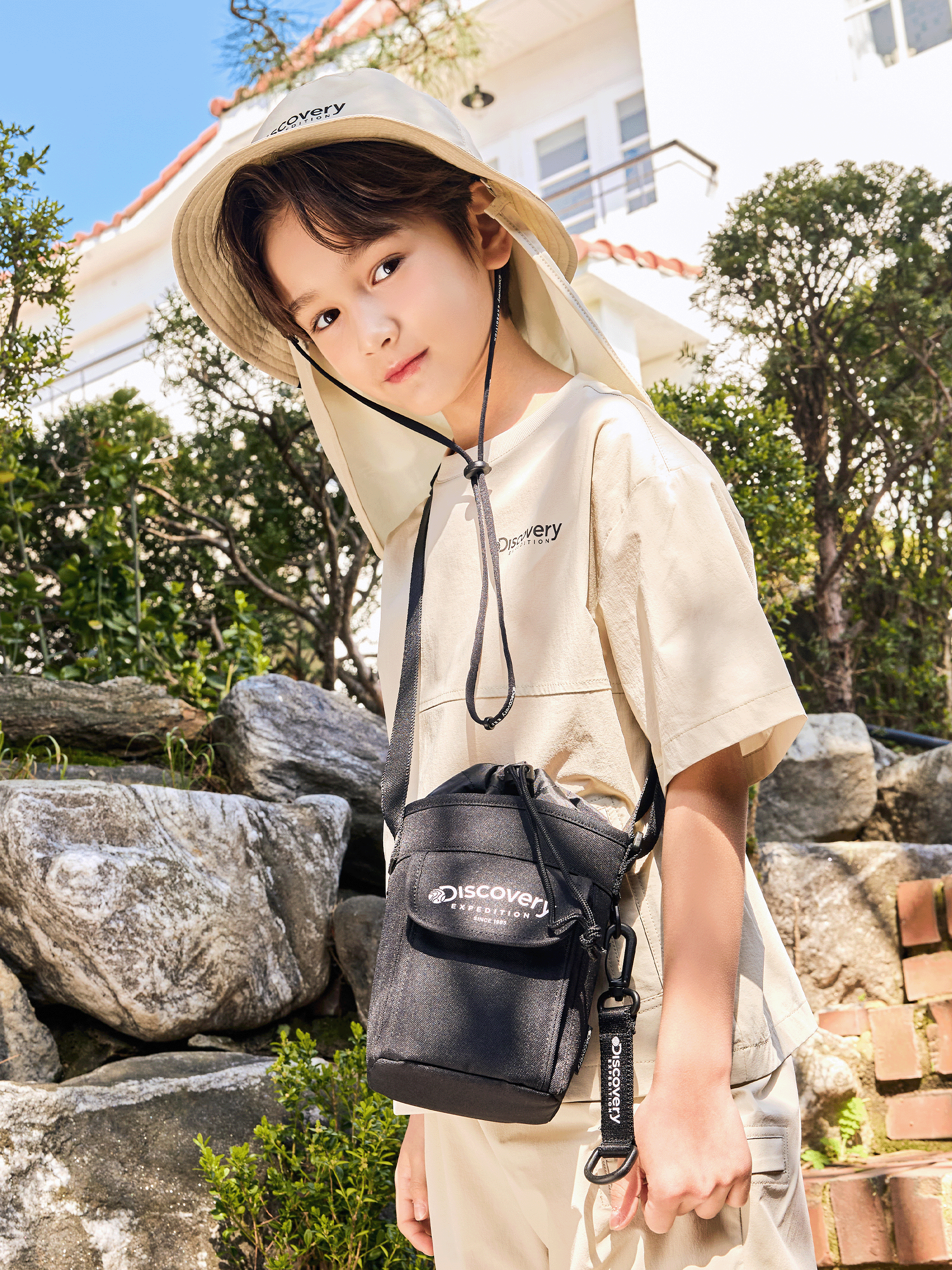 Kids Flap Pocket Color Blocked Bottle Cross Bag