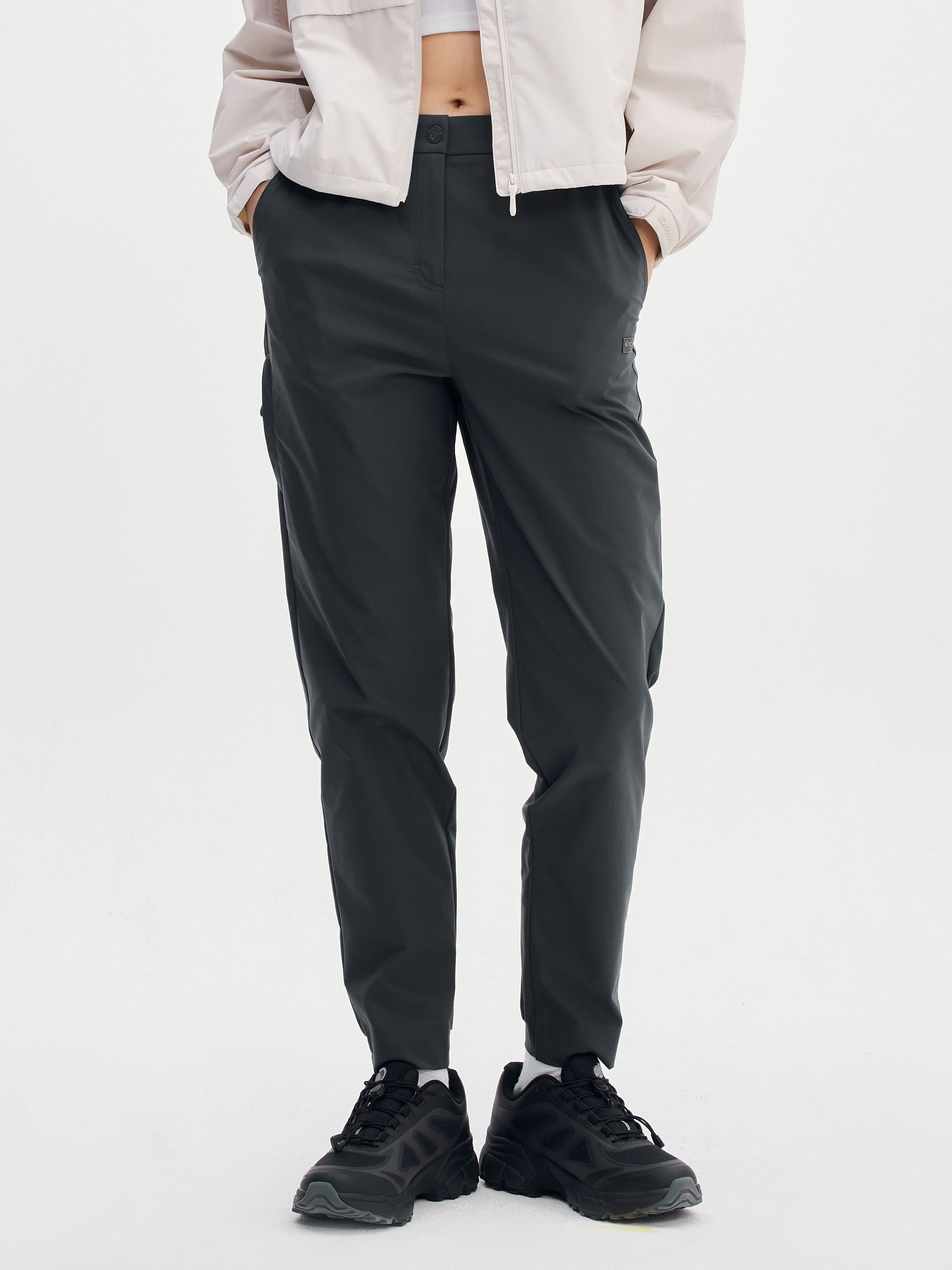 Women's High-Stretch Half Jogger Cargo Pants