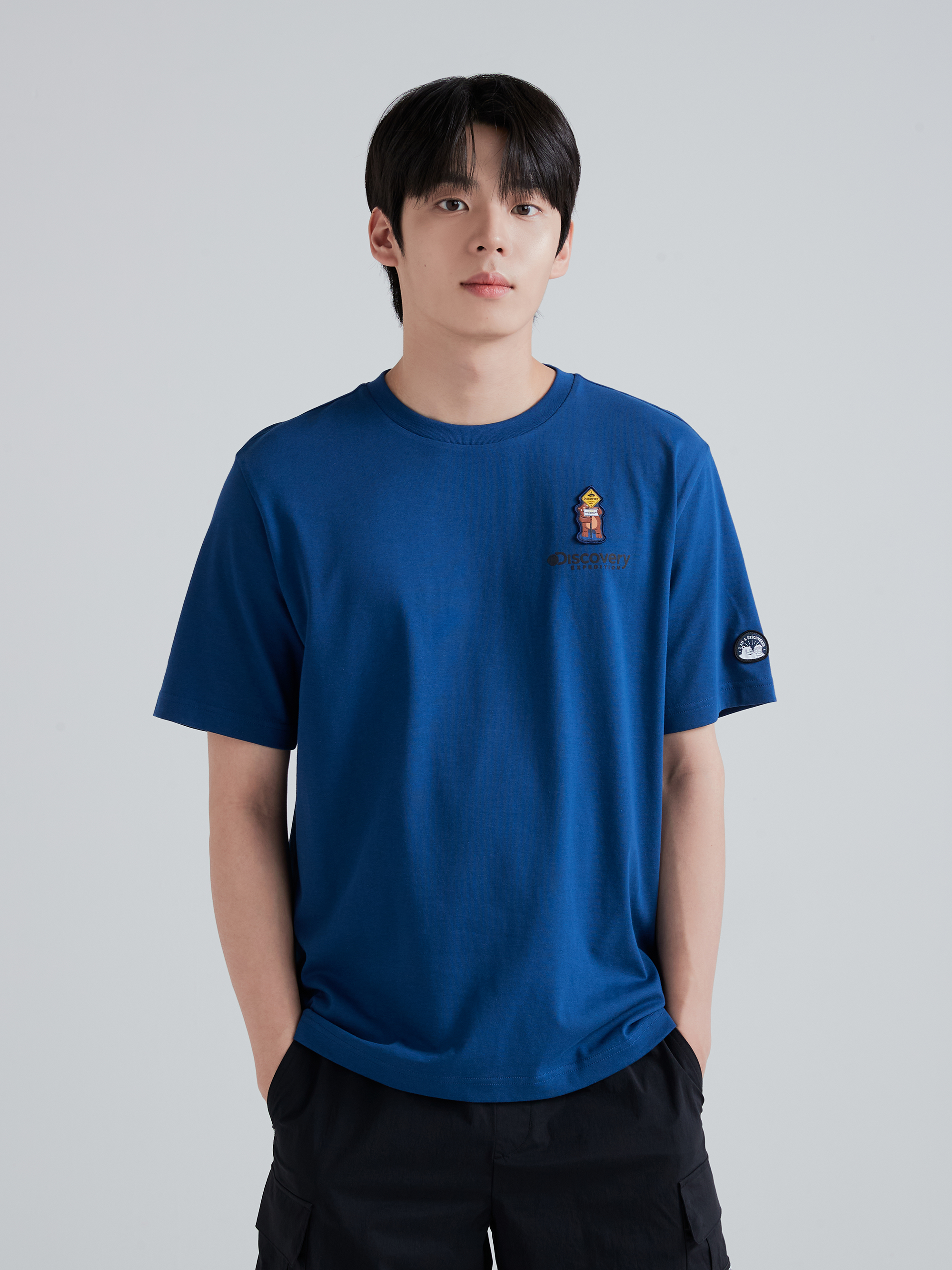 Mane Crew Outdoor Sweet Mall Graphics Waffen T-shirt