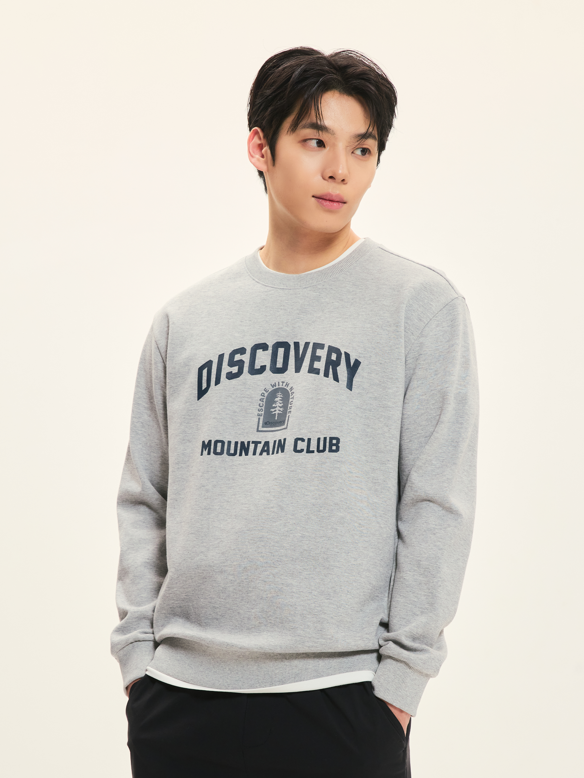 Front Big Arch Logo Graphic Sweatshirt