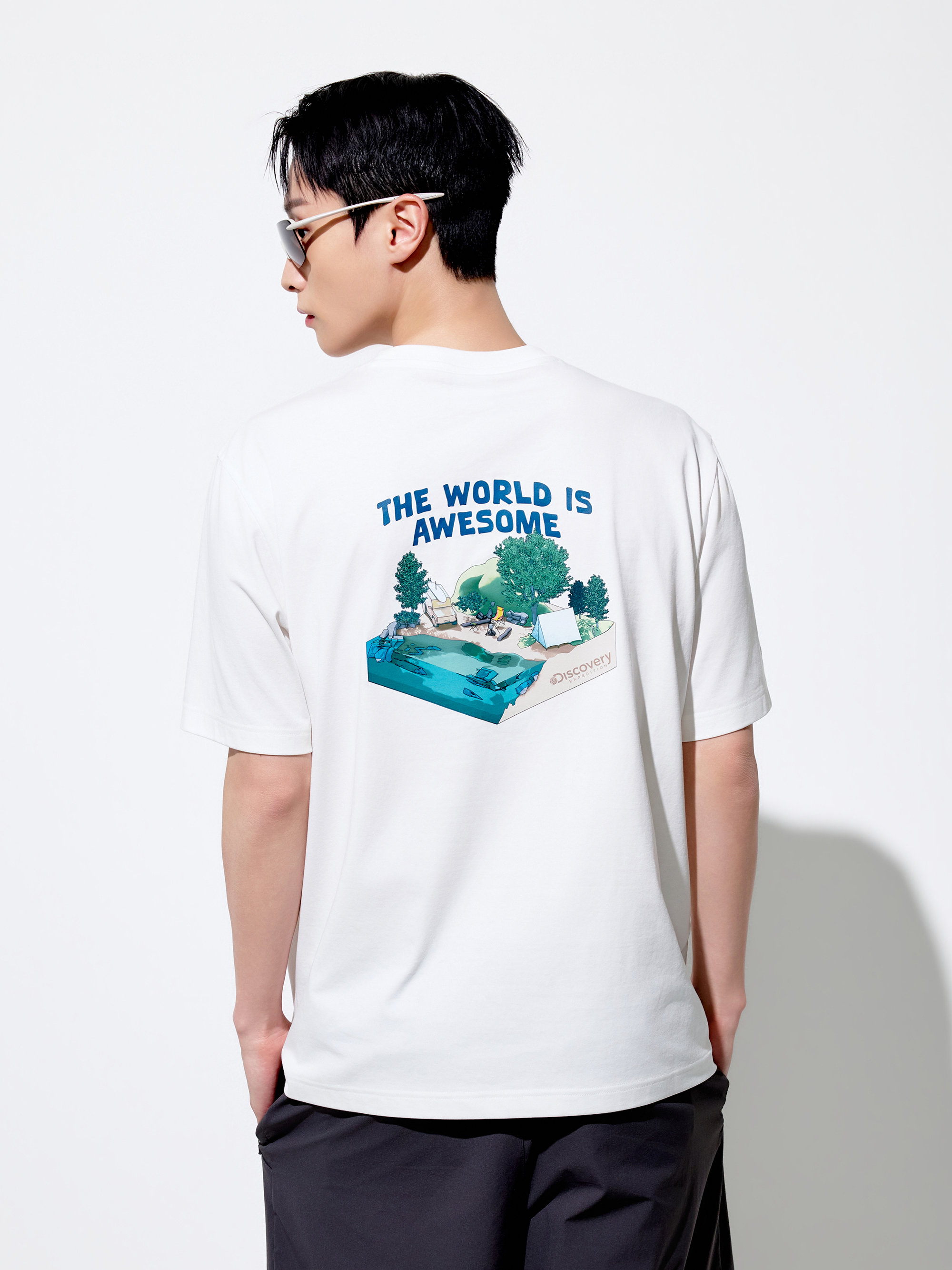 Uni Freshvent Explore Graphic Short-Sleeve T-shirt
