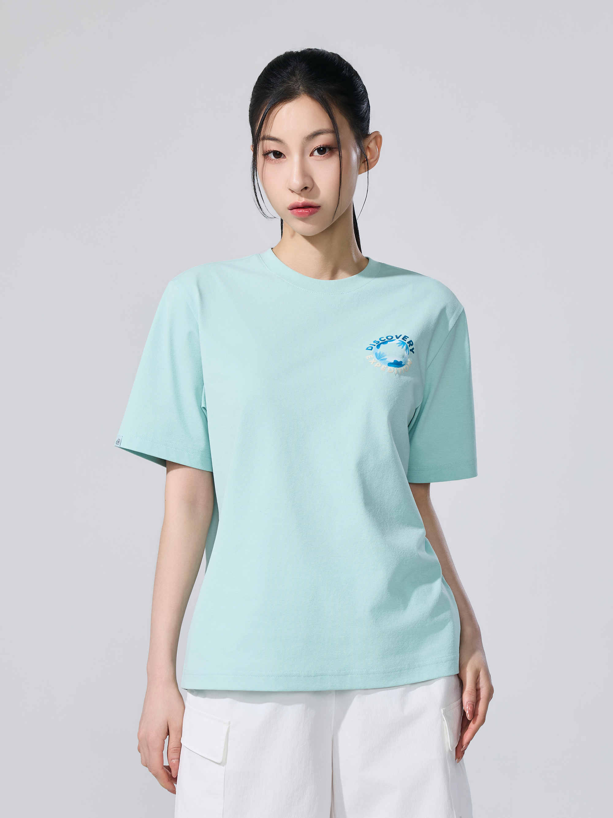 Uni Small Leaf Graphic Short-Sleeve T-shirt