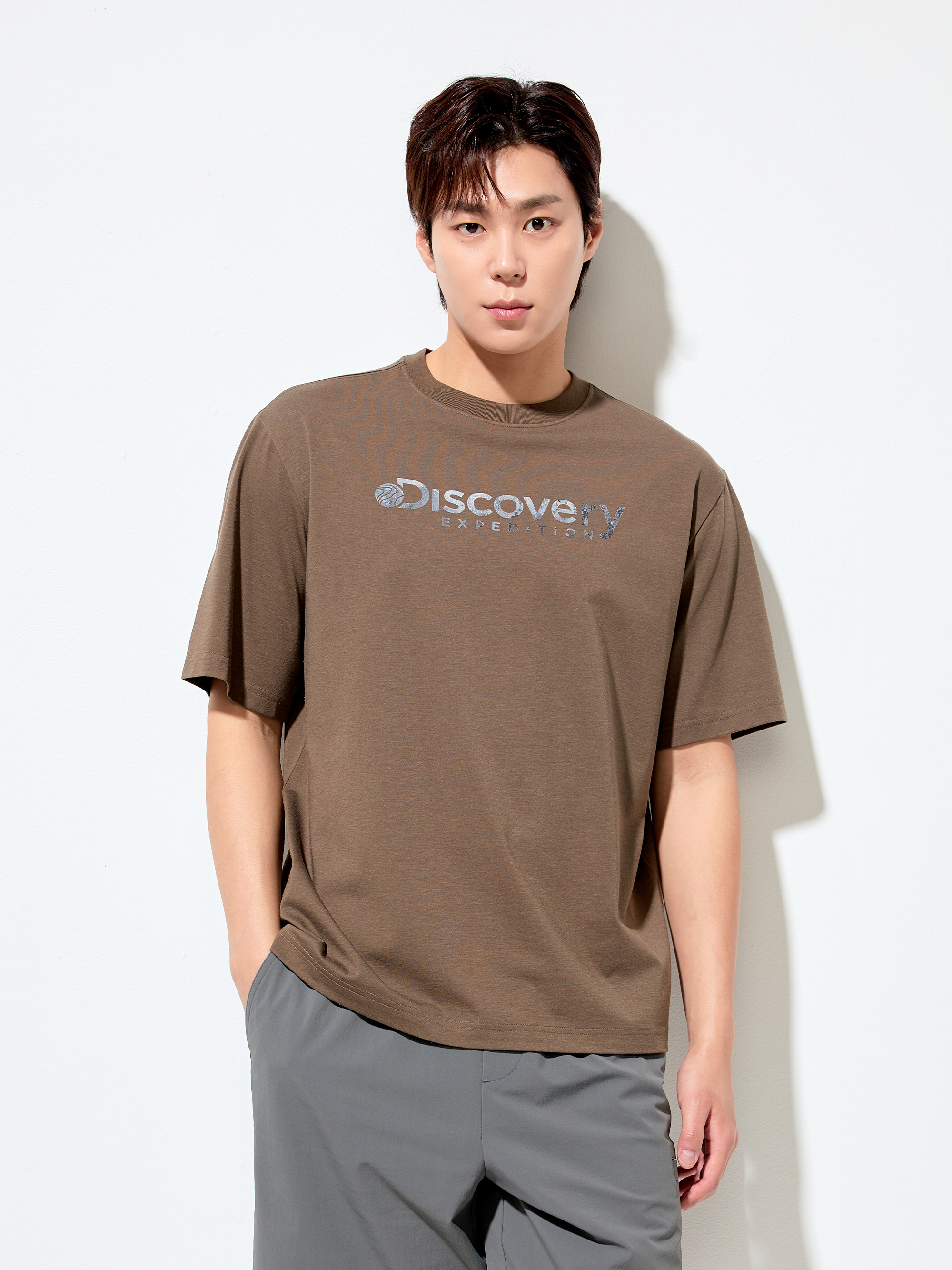 Freshvent Washed Logo Graphic Short Sleeve T-shirt