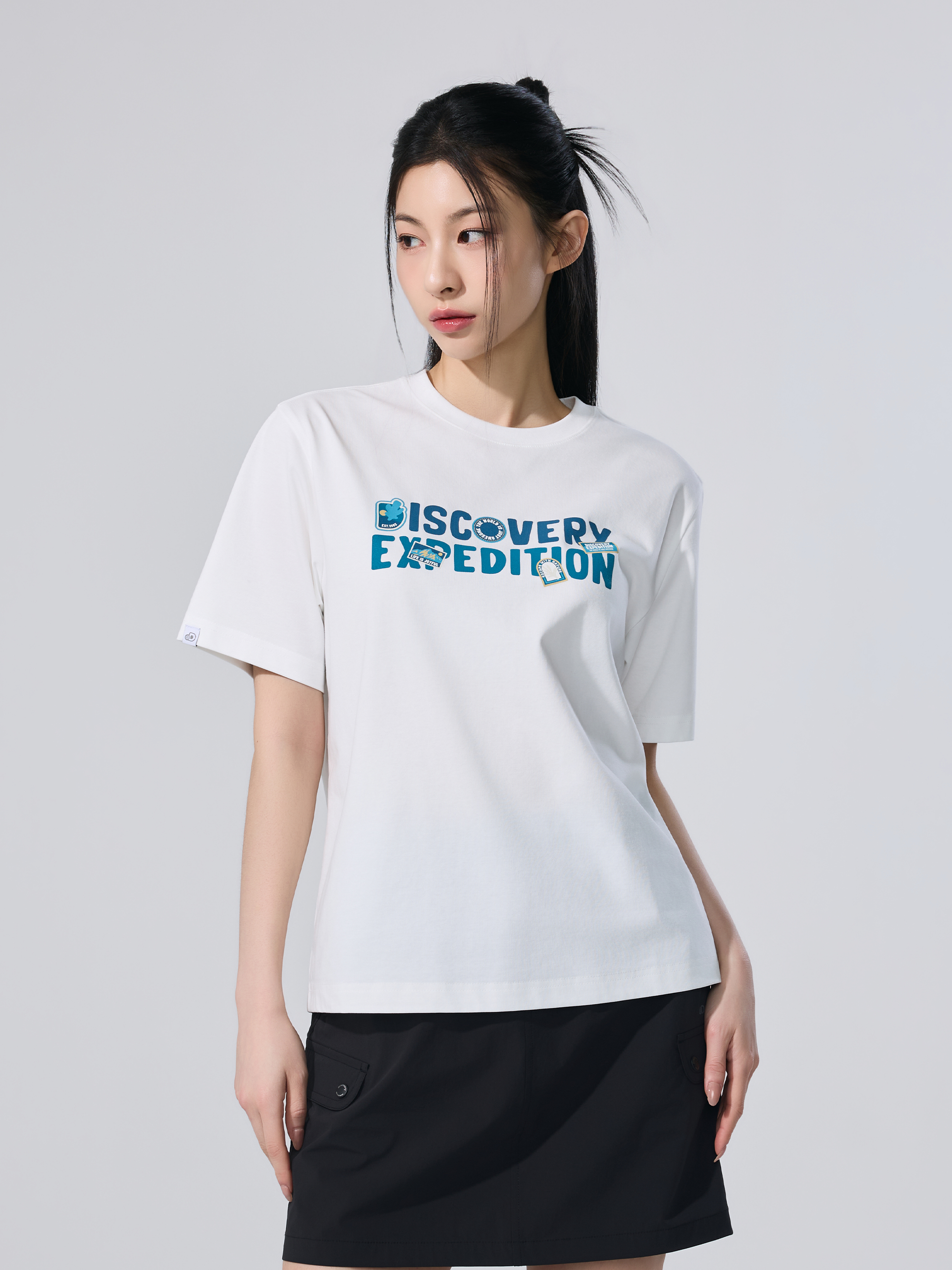 Uni Freshvent Collage Lettering Short Sleeve T-shirt