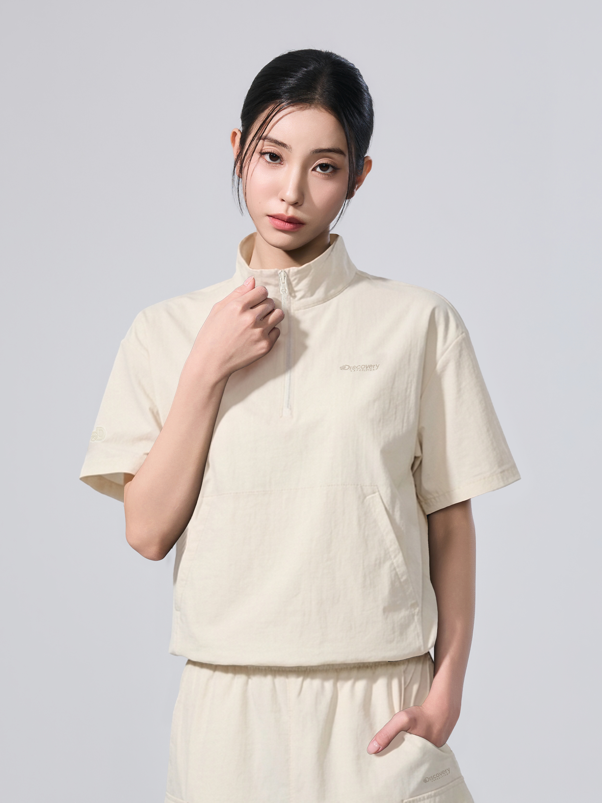 W's Freshvent Lightweight Woven Training Short Sleeve High Neck Anorak