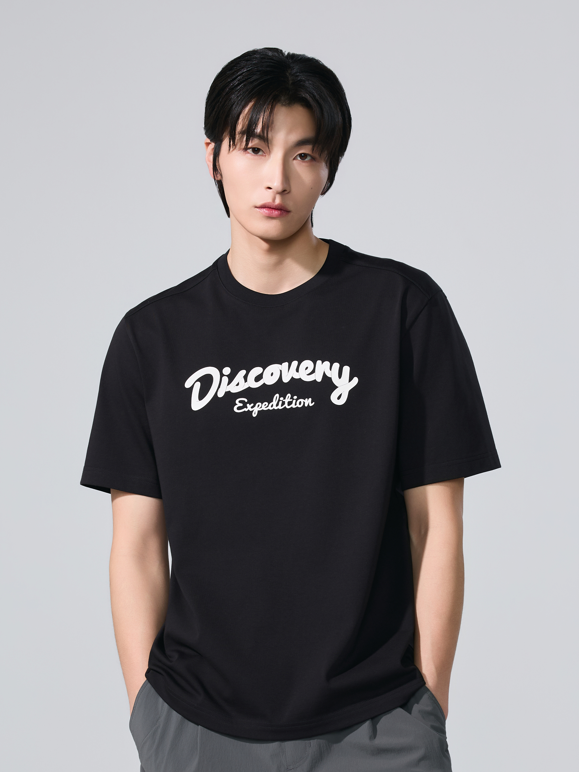 Uni Aerocool Lettering Graphic Short Sleeve T-shirt