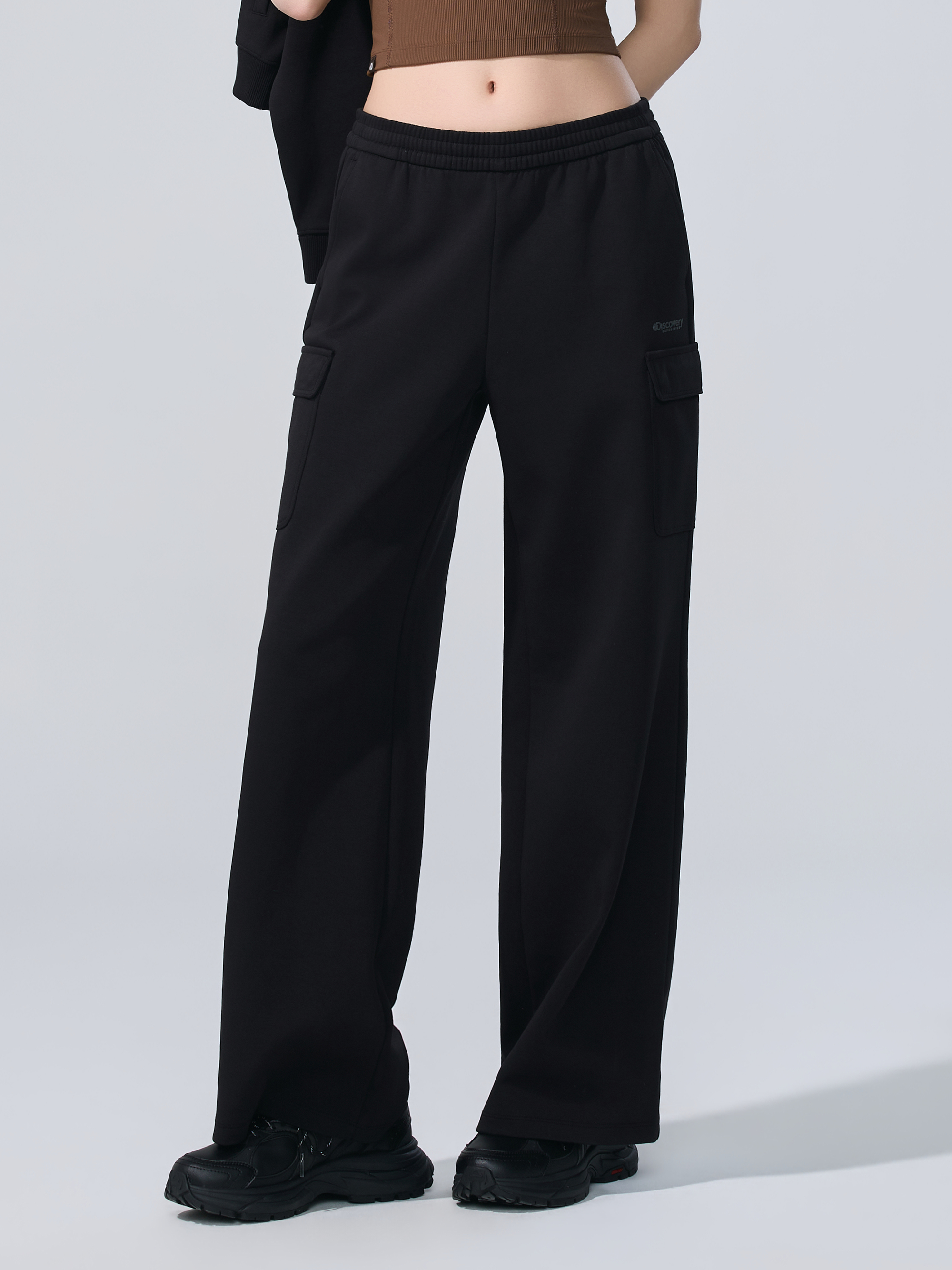 W's Tech Knit Training Semi Wide Cargo Pants