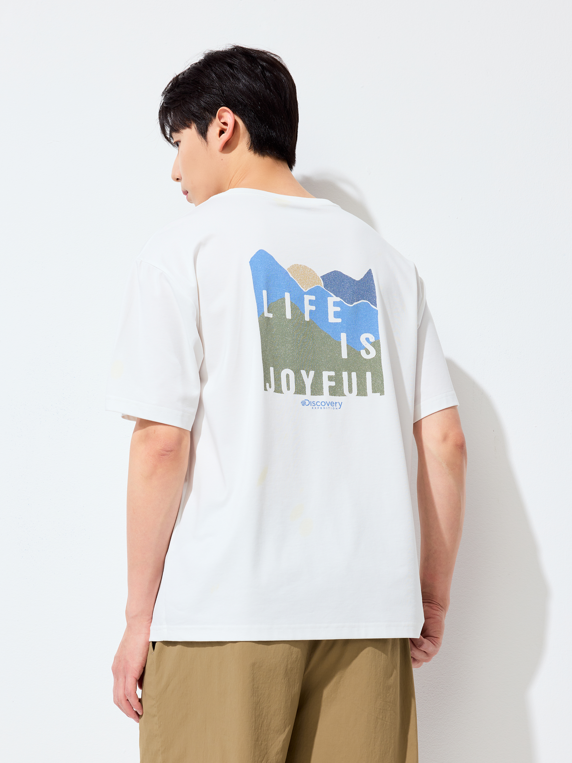 Freshvent Washed Outdoor Scene Back Graphic Short-sleeve T-shirt
