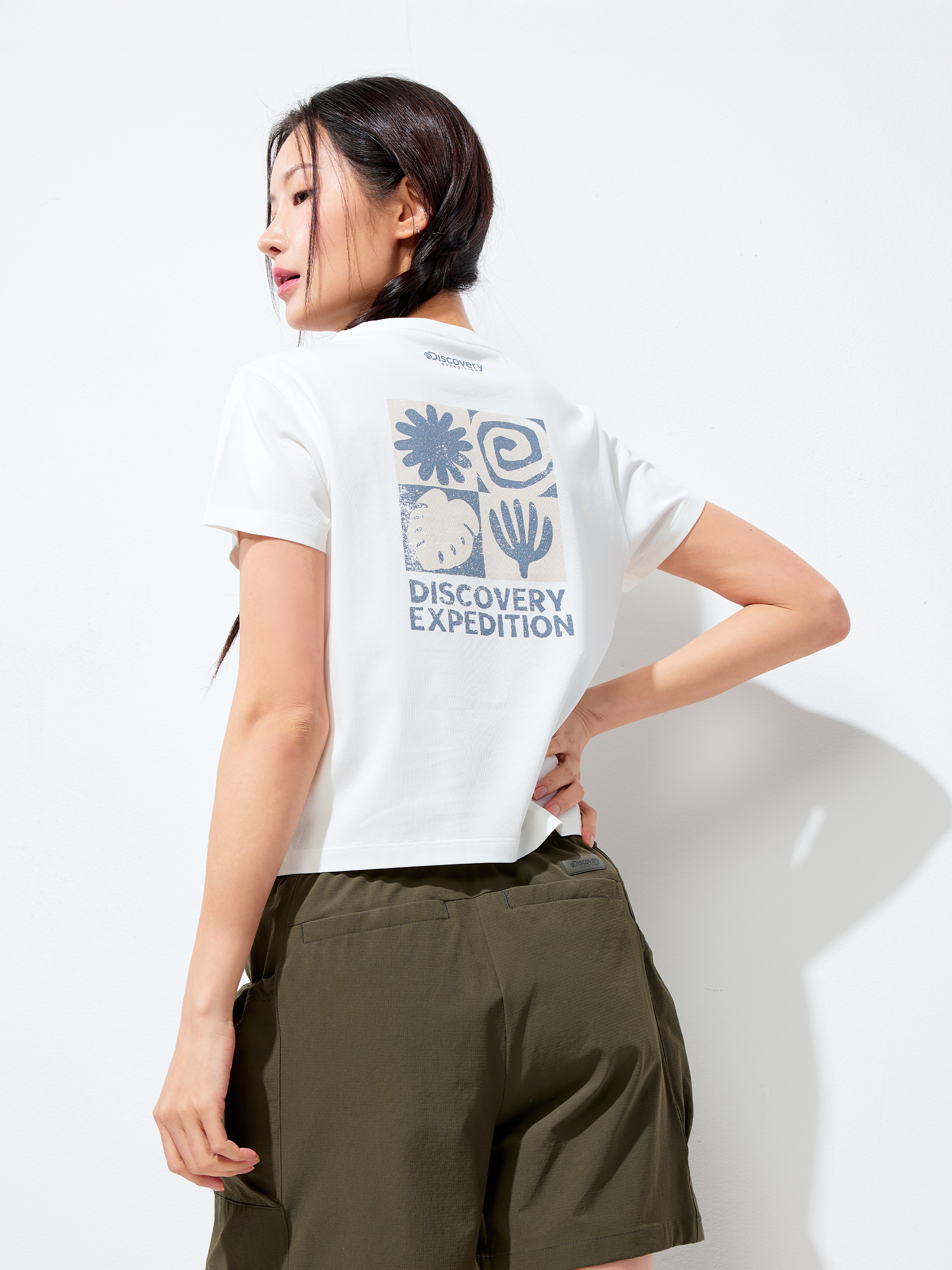 Women's Freshvent Washed Slim Fit Icon Graphic Short Sleeve T-Shirt