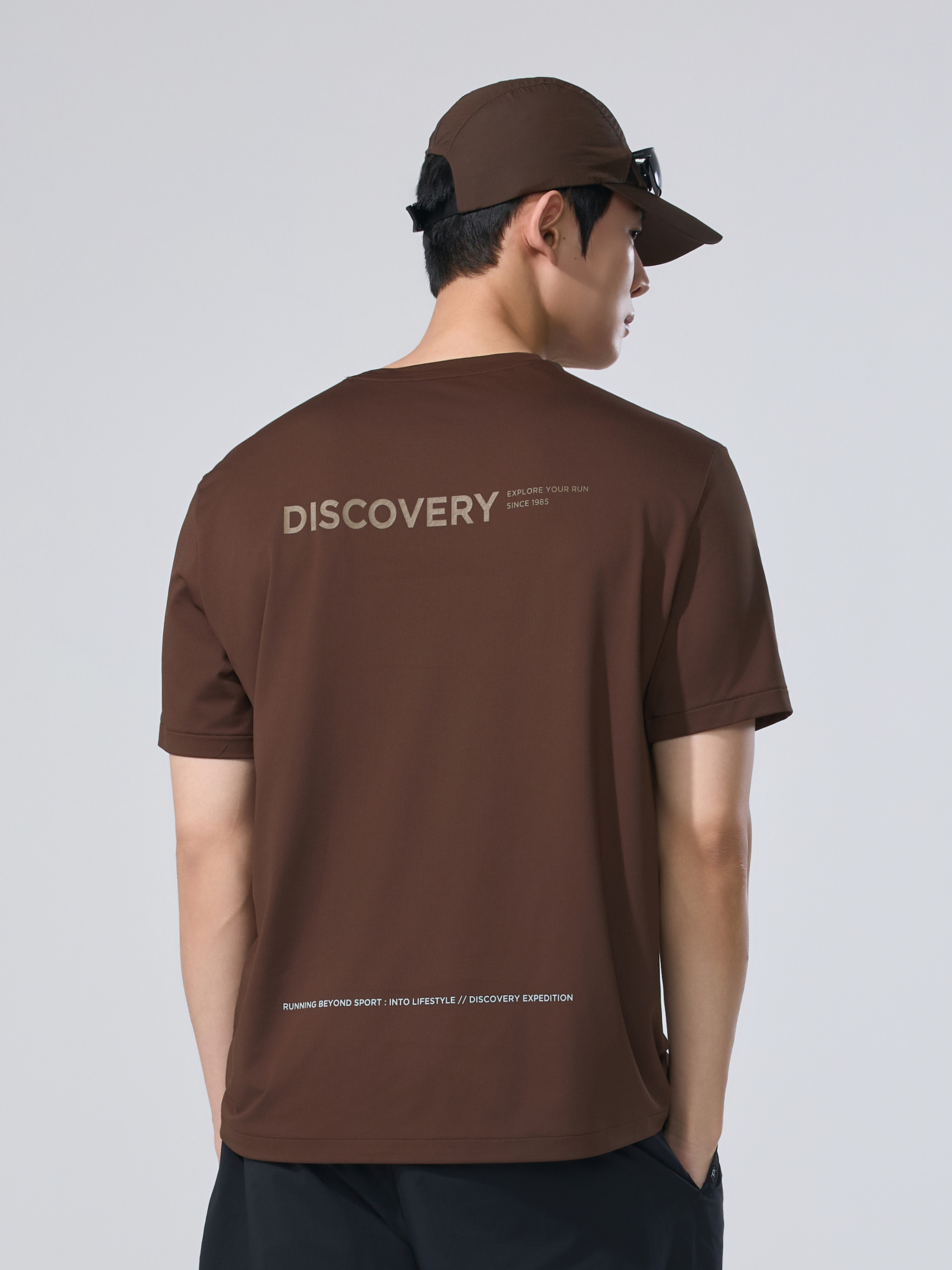 M¡¯s Logo Point Running Short-Sleeve T-Shirt