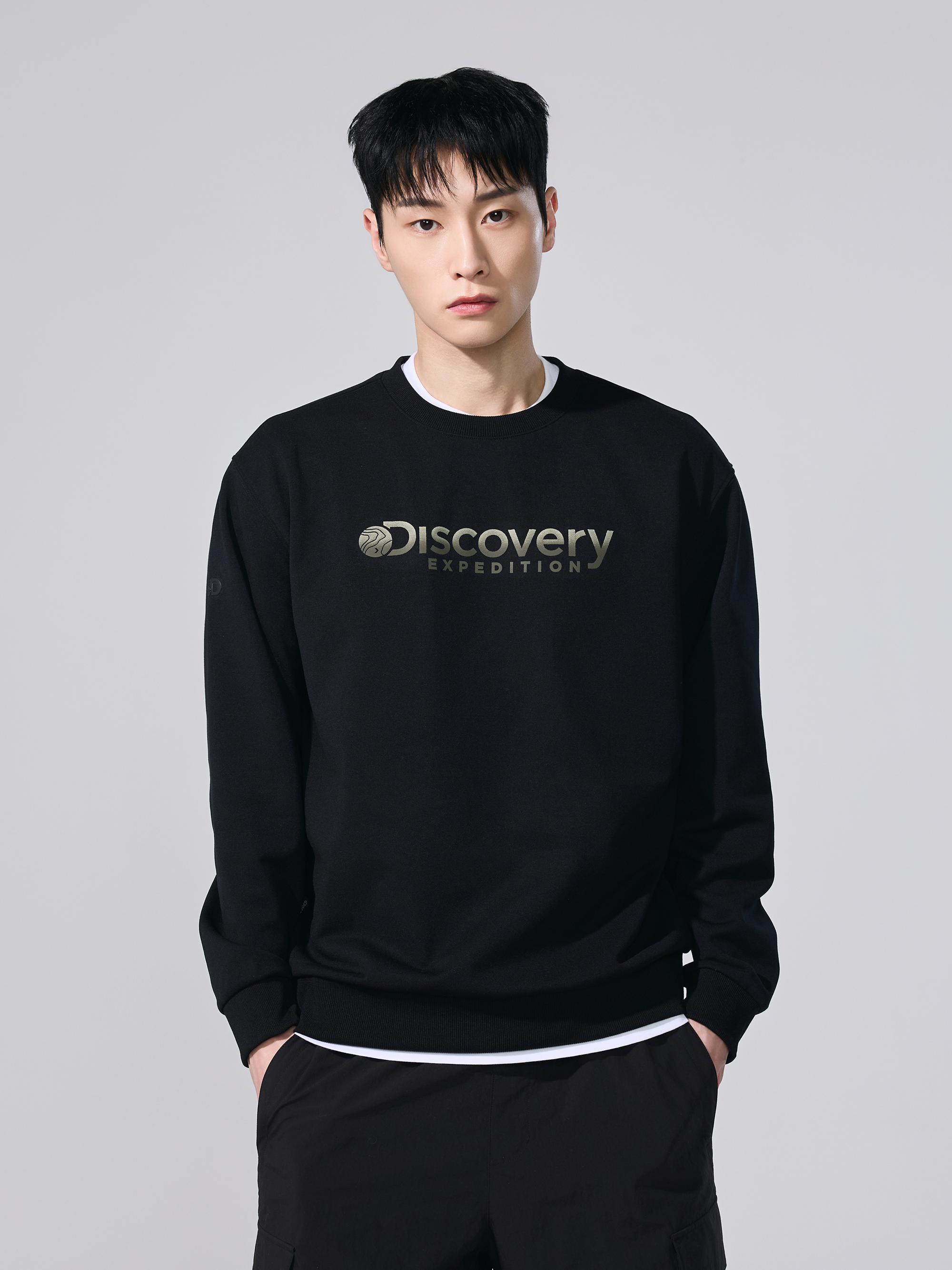 LOGAN Big Logo Sweatshirt