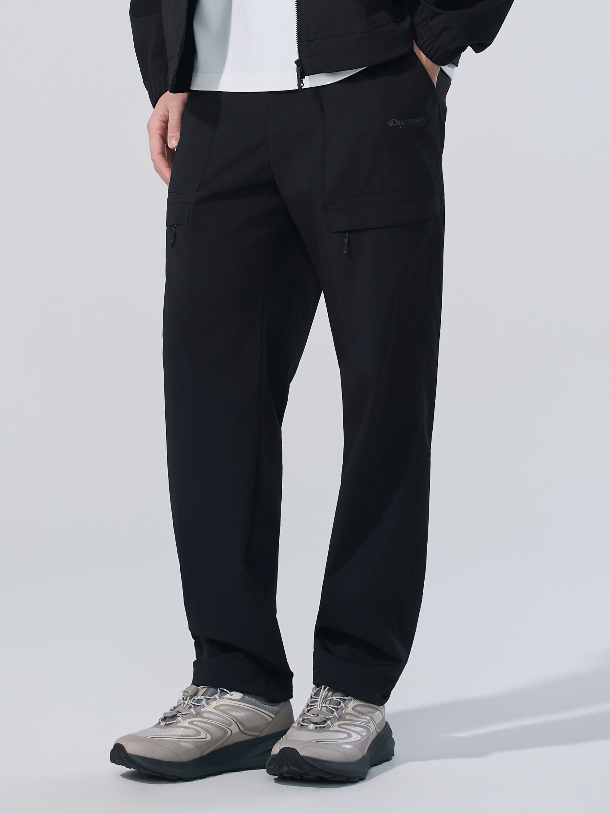 M's Freshvent Lightweight Woven Training Loose Tapered Pants