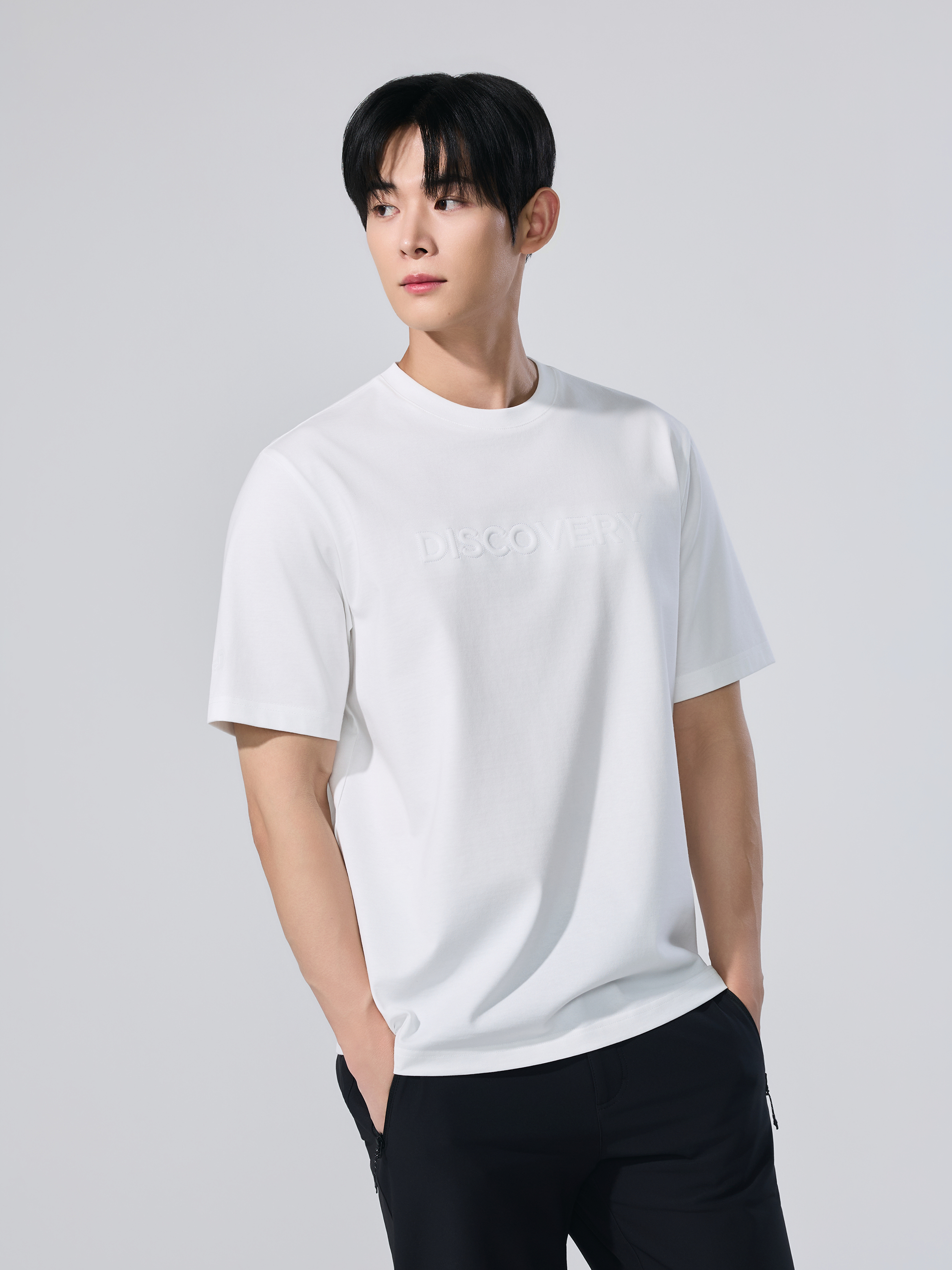 Uni Applique Short-Sleeve T-shirt