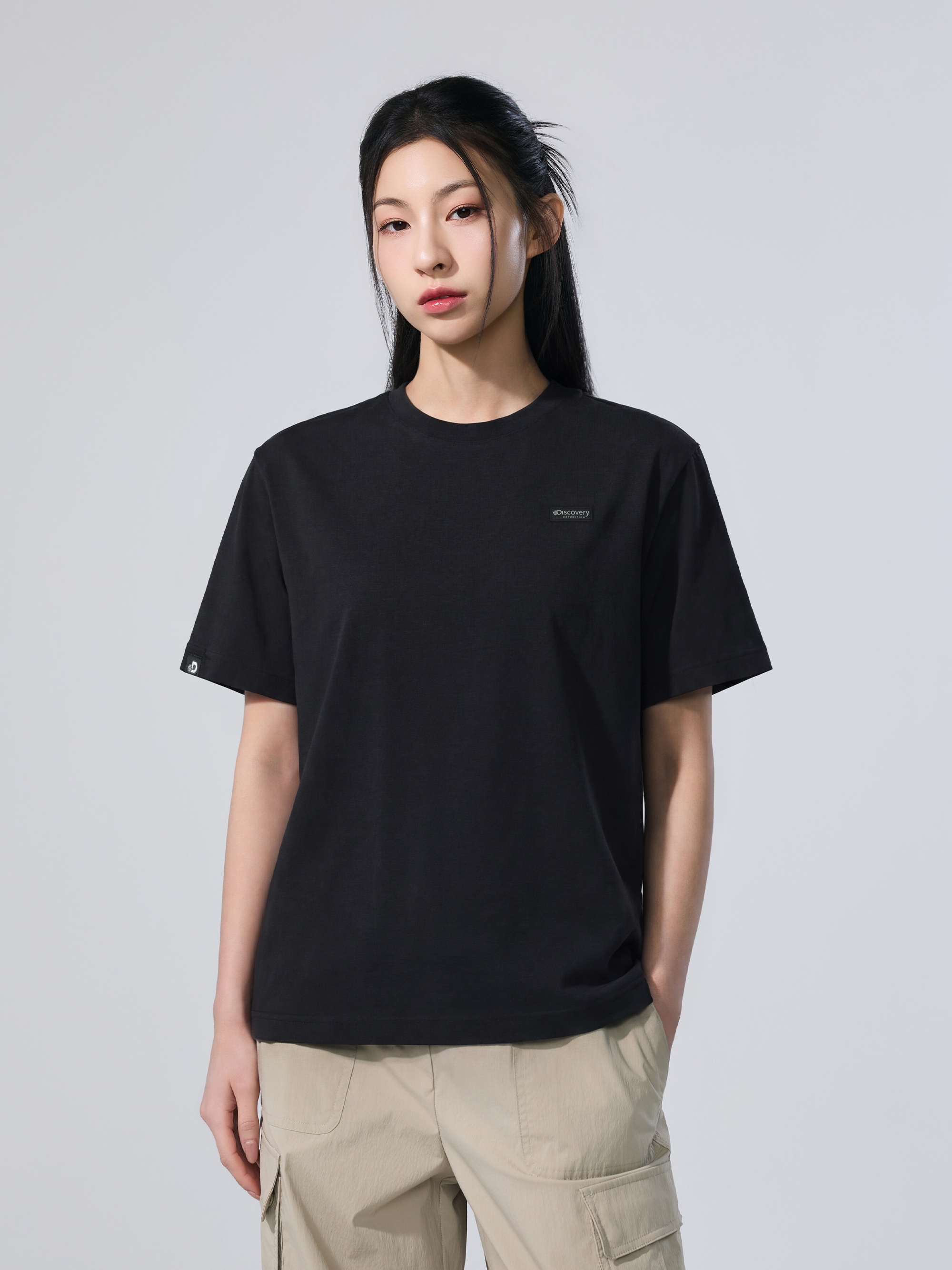 Uni Freshvent Semi-Oversized Small Logo Short Sleeve T-shirt