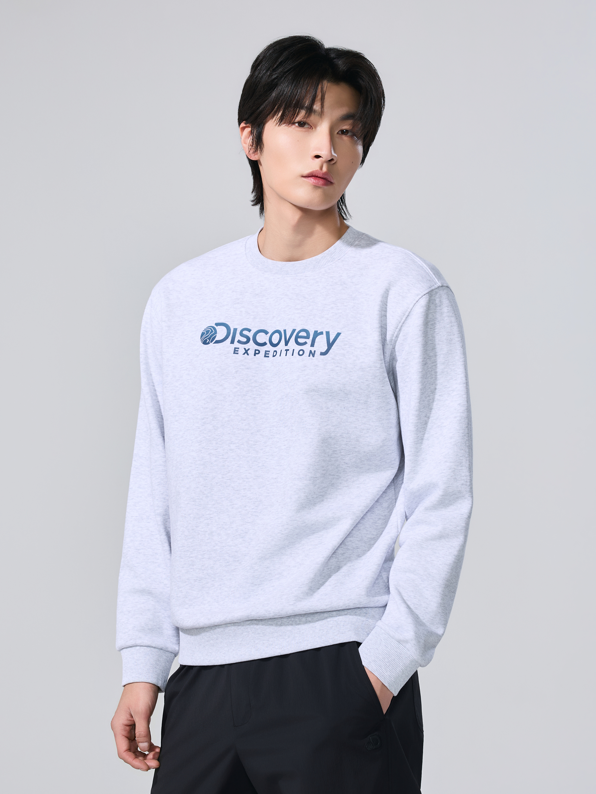 LOGAN Big Logo Sweatshirt