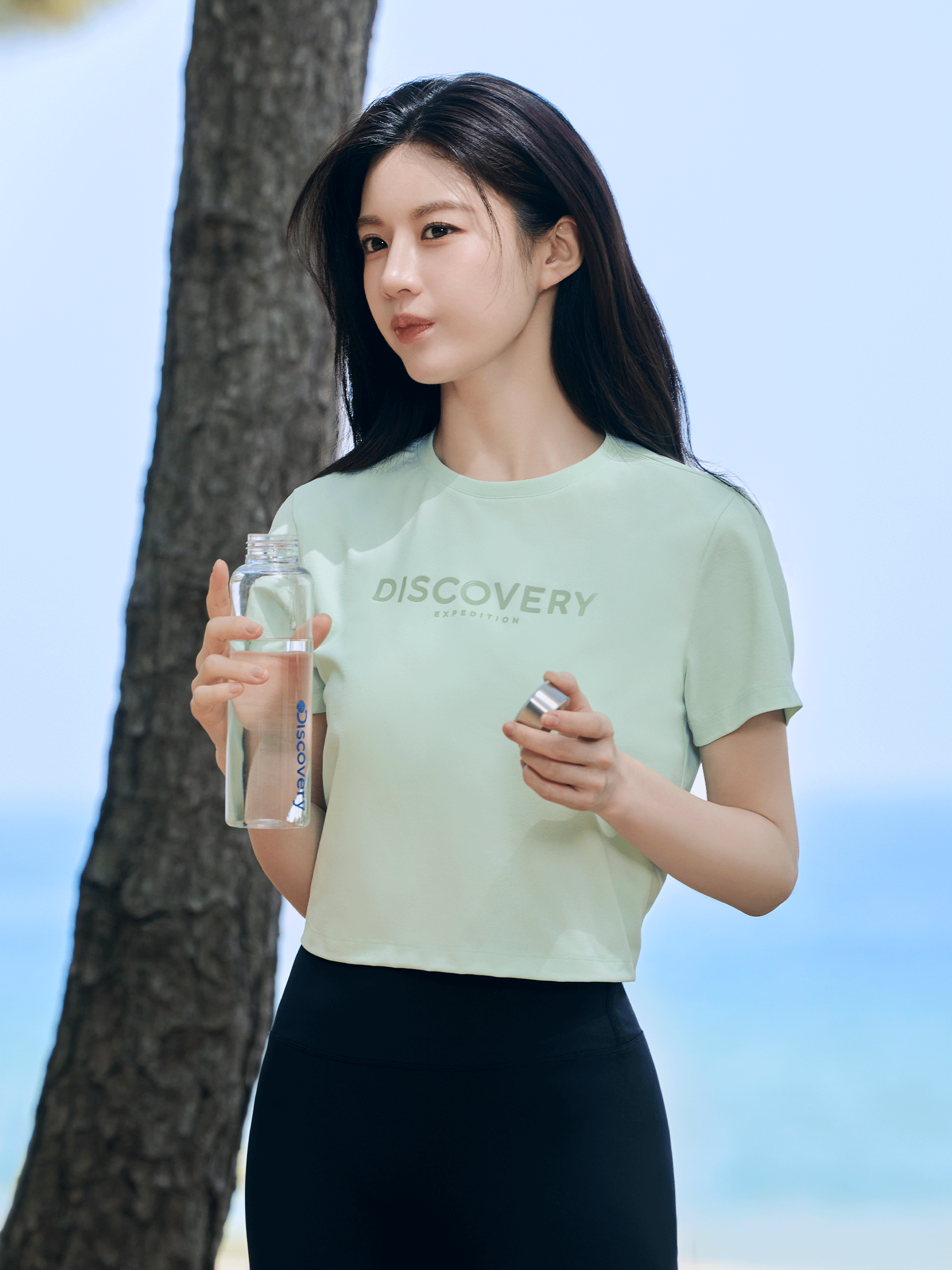 Typo Crop T-shirt
