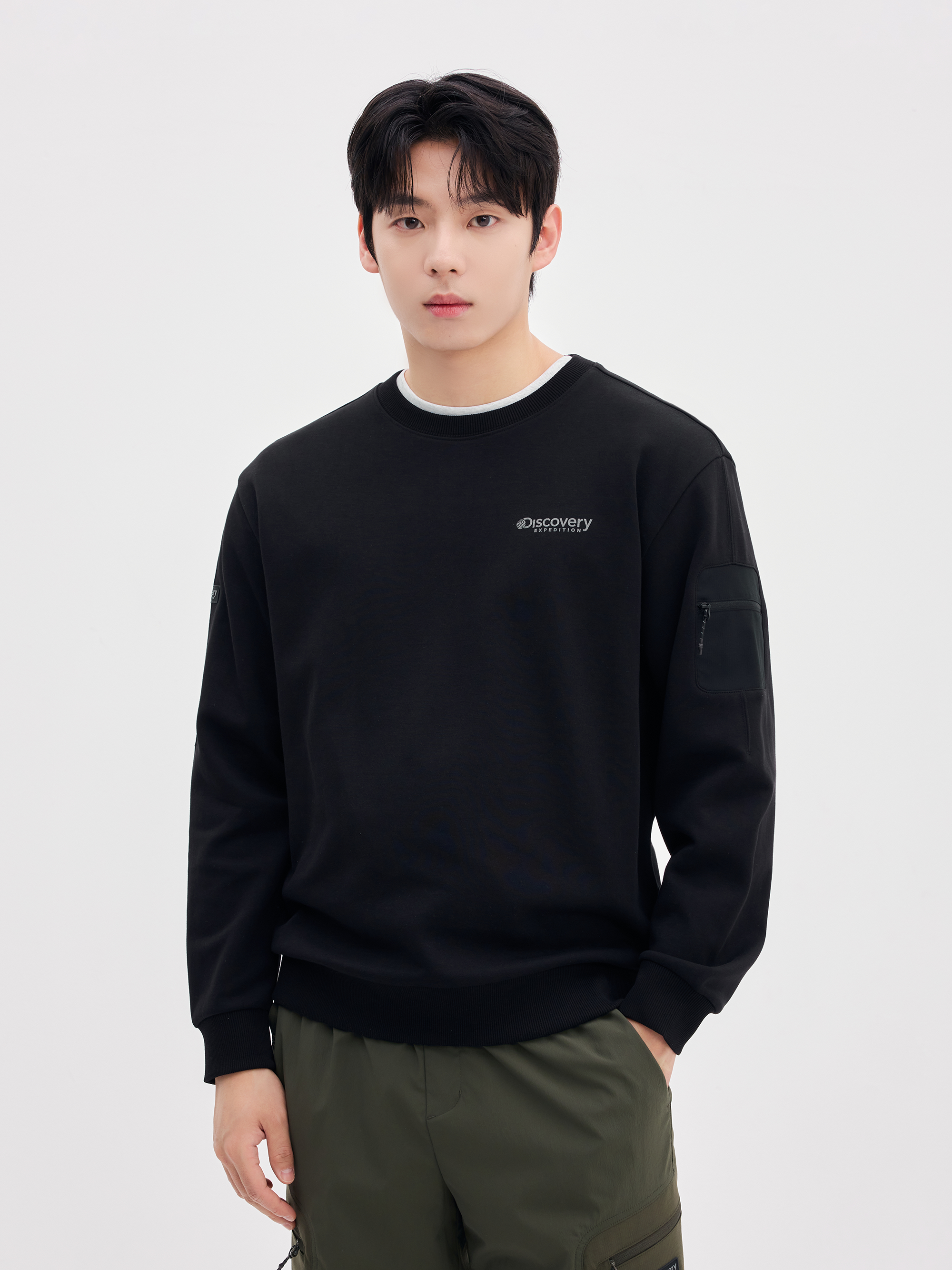 Men's Patch Pocket Sweatshirt