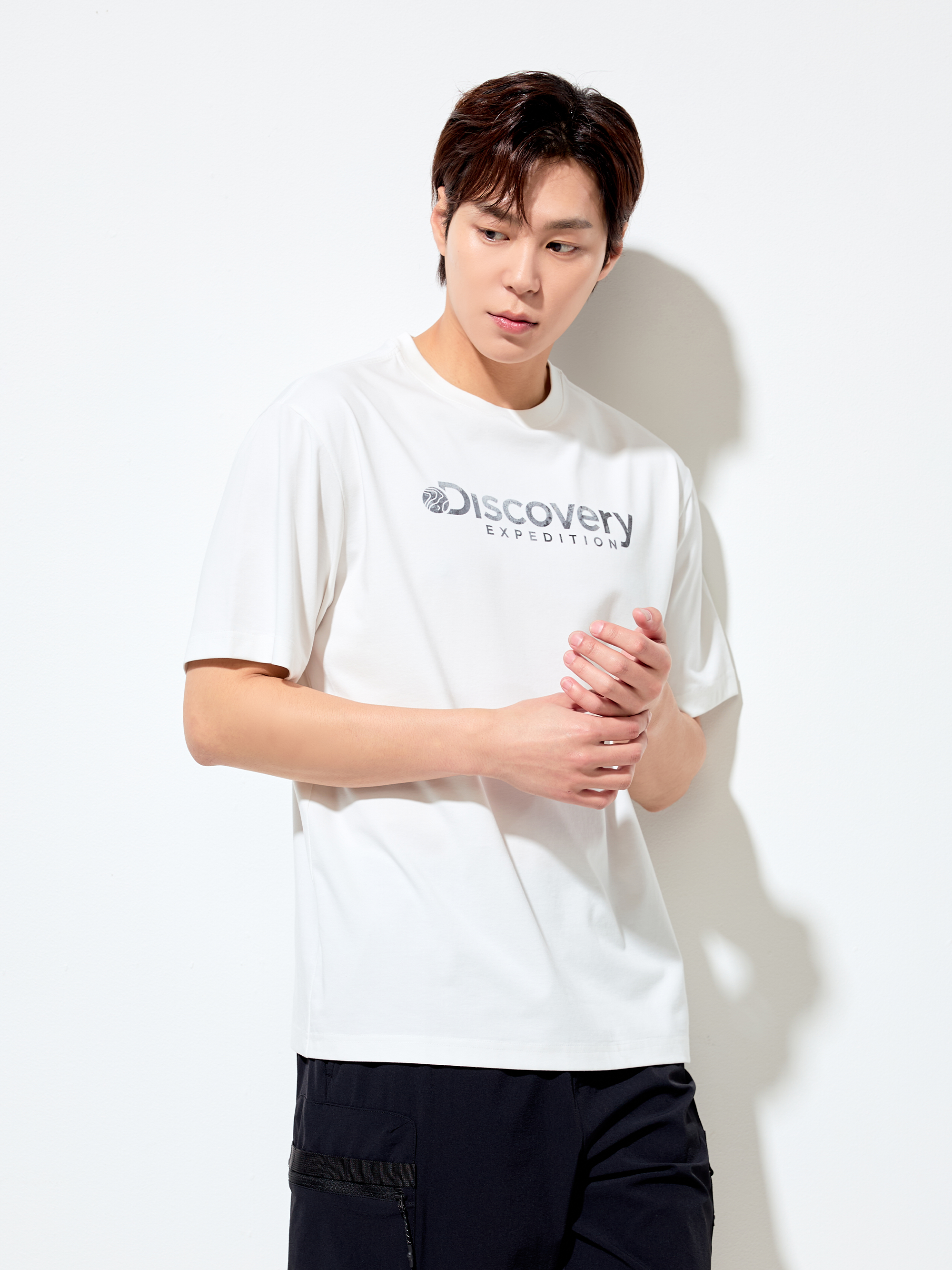 Freshvent Washed Logo Graphic Short Sleeve T-shirt