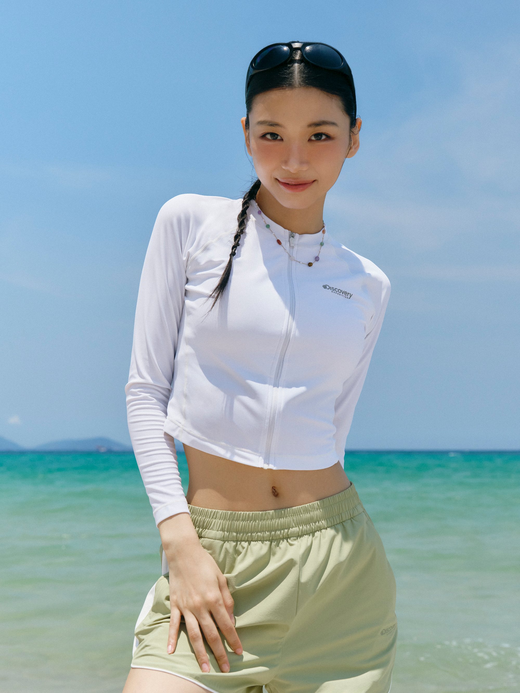Freshvent Women's Essential Full Zip-up Semi Crop Rashguard