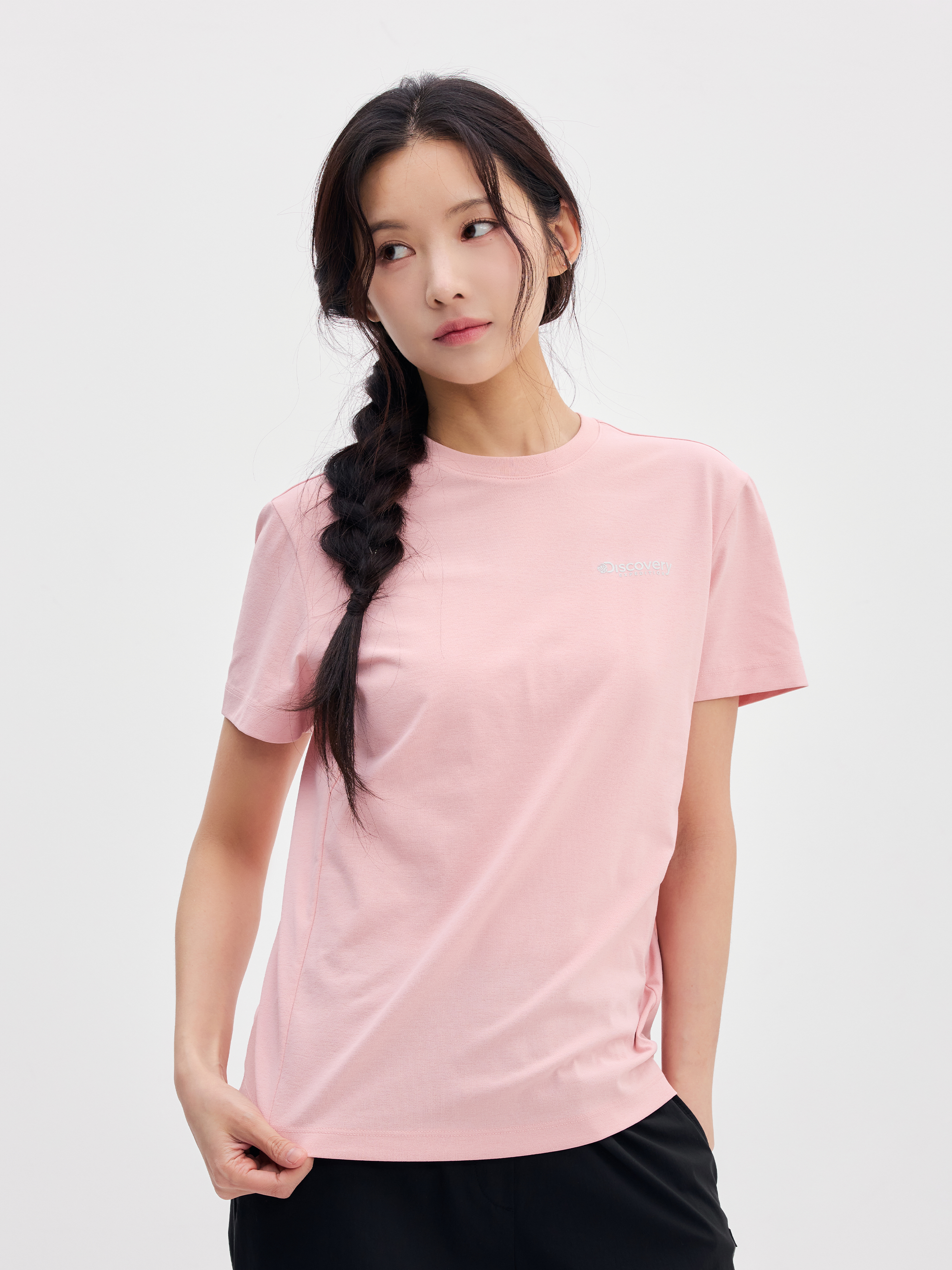 Women's Everdeen Small Logo Shorts Sleeve T-shirt